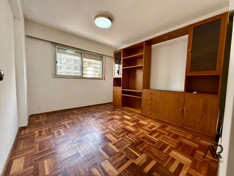 Apartamento en venta de 3 dormitorios c/ cochera en Parque Rodó