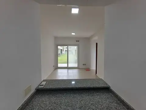 Departamento en Alquiler en Manuel Alberti, $ 799.000