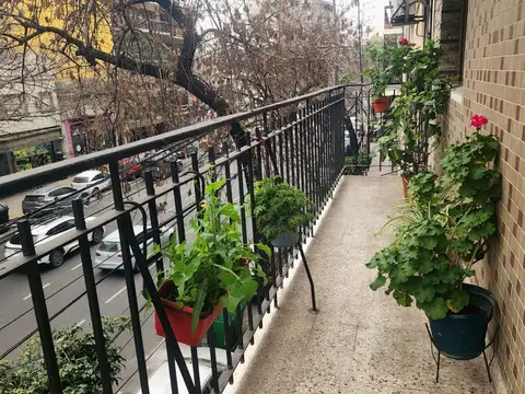 Depto 3 ambientes cochera  balcón,  OPORTUNIDAD