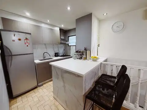 Depto Tipo Casa en Venta de 4 dormitorios