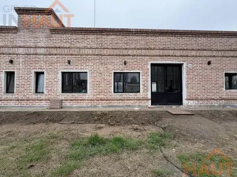 Casa en Alquiler en Neuquén, $ 2.400.000