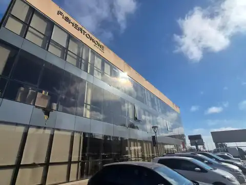 Oficina de 50 m² en Alquiler | Fisherton Plaza Mall - Frente al Aeropuerto