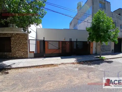 Venta -  Casa 2 Dormitorios  - Barrio Las Heras