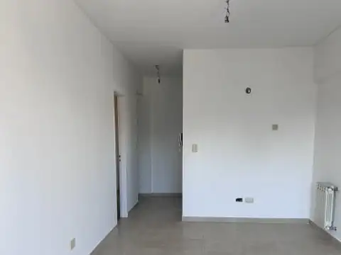 Departamento en Alquiler en Moron, $ 370.000