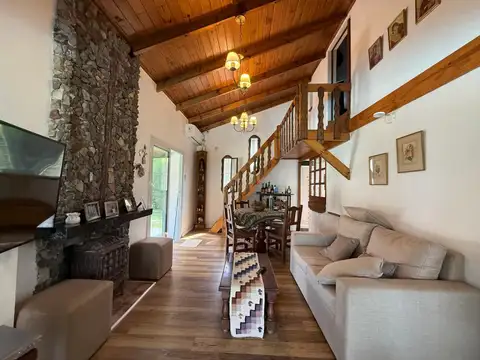 Casa en Venta con 7 cocheras