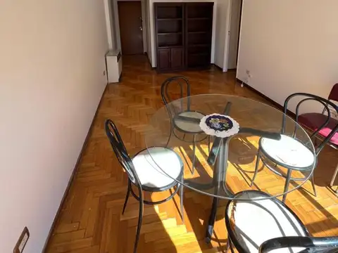 Departamento en Venta en Villa del Parque, USD 149.000