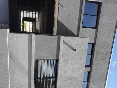 PH DE 2 AMB EN PLANTA BAJA