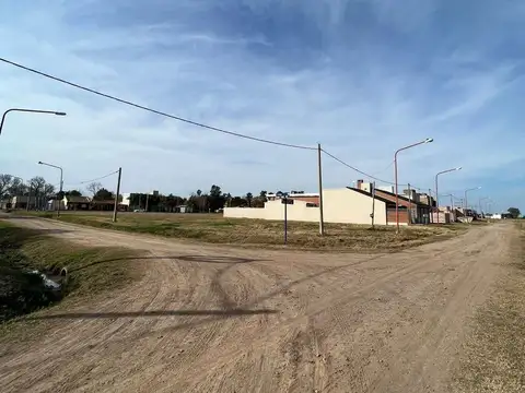 VENTA TERRENO RESIDENCIAL SOLARES DEL ESTE