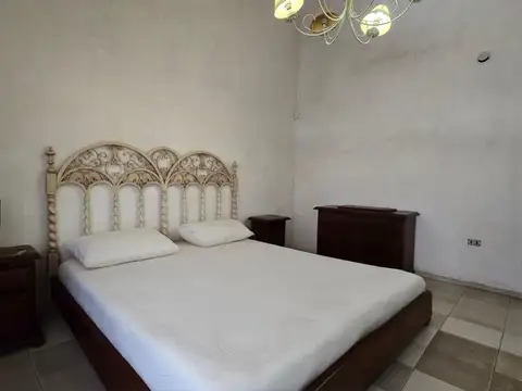 Casa 2 ambientes parque piscina cochera Ituzaingó Norte