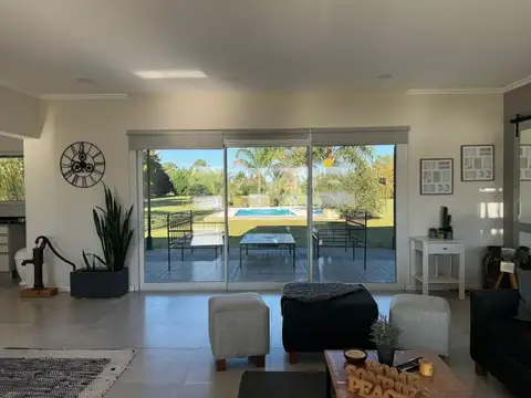 Casa en Venta en Chacras de Uribelarrea, USD 339.500