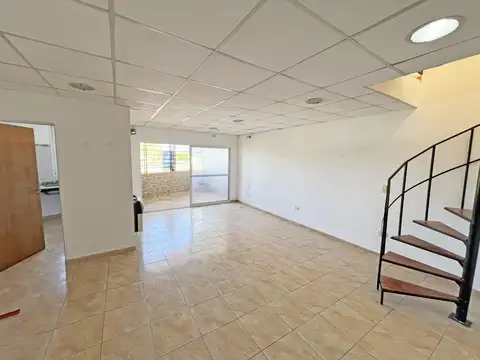 Av. San Martín  al 100