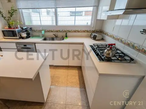 Departamento en Venta en Flores, USD 360.000