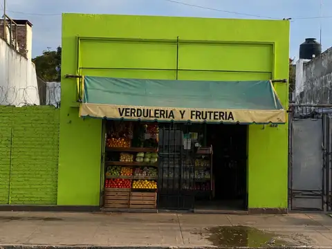 Vivienda a reciclar + Local Comercial -Sourigues
