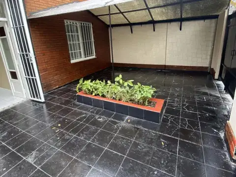 Depto Tipo Casa en Venta de 2 ambientes