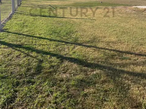 VENTA CASA 3 DORM BARRIO PRIVADO ZONA SUR TERRANOSTRA 2 PLANTA BAJA