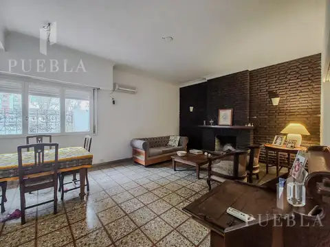 Depto Tipo Casa en Venta 50 años