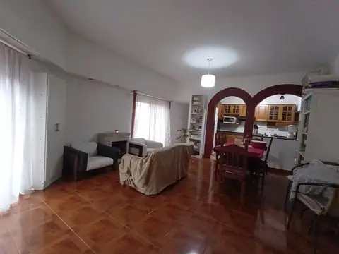 CIUDADELA PH 3 AMBIENTES PRIMER PISO POR ESCALERA venta