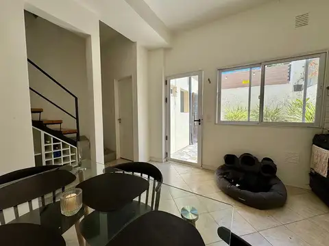 Depto Tipo Casa en Venta en Beccar, USD 113.000