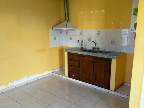 Ernesto Castellano 224