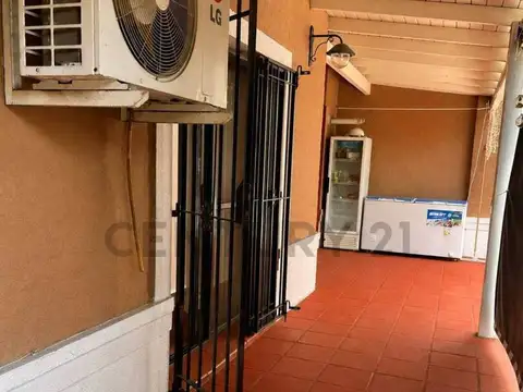 Venta Casa Quinta en Monte Grande/Pileta climatizada