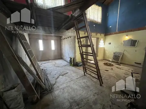 Casa 2 ambientes con 1 baño