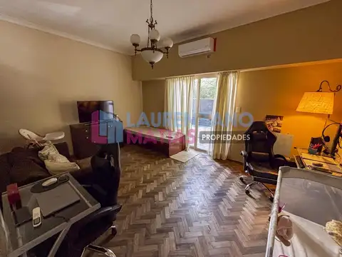 Casa 6 ambientes con 4 baños