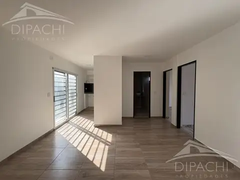 Alquiler departamento 3 ambientes con patio