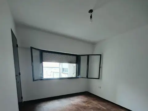 9 De Julio 865 , Piso 02