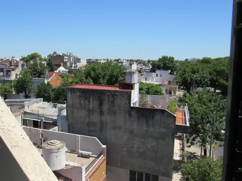 Depto Tipo Casa en Venta en Liniers, USD 165.000