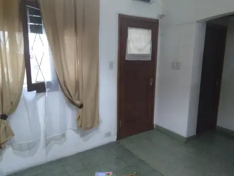 3 DE FEBRERO 500, Piso PB