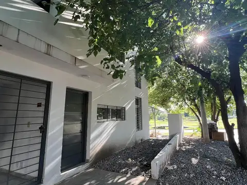 Luminoso DEPARTAMENTO 2 Dorm. c/Terraza Privada-1 cochera