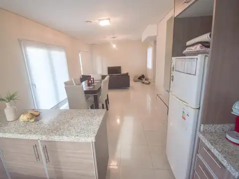 Casa en venta - 3 dormitorios 2 baños - 176mts2 - Fincas de Hudson [FINANCIADA]