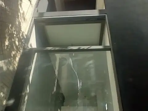 Local en Alquiler en Republica De La Sexta, $ 350.000