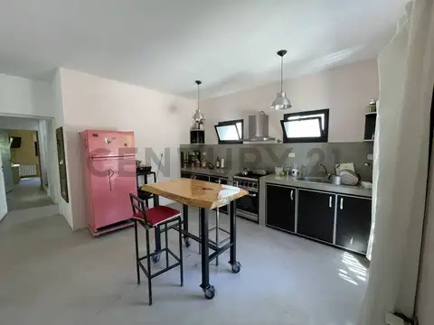 Casa 2 ambientes con 1 baño