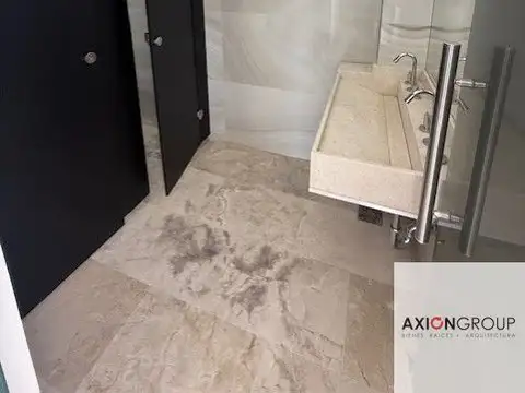 ALQUILER DE EDIFICIO DE 3 PISOS