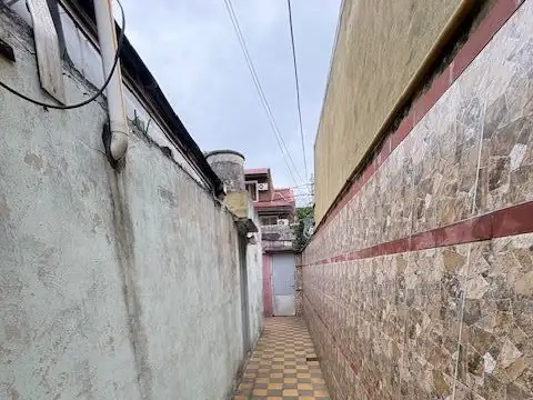 Casa 6 ambientes con 3 baños