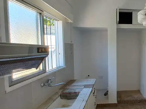 PH en planta alta 4 AMB en alquiler (sin expensas)