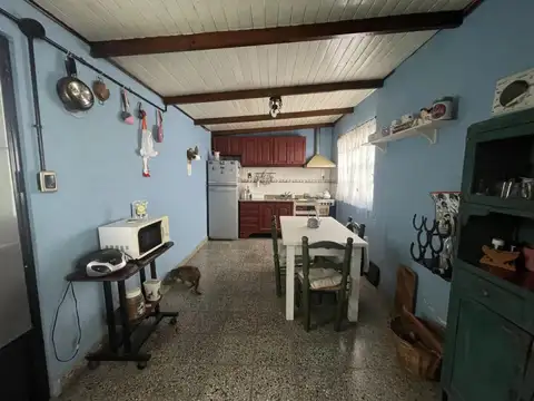 Casa 3 ambientes con 1 baño