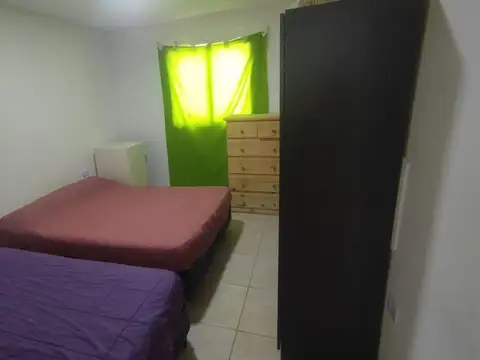 Casa 6 ambientes con 2 baños
