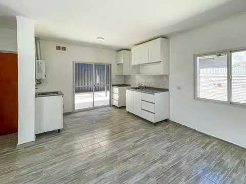 Casa + Galpón ambos estrenar con FINANCIACION