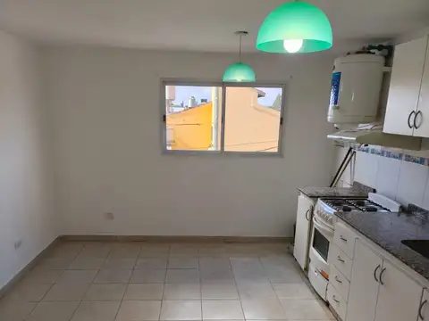 AV. Presidente Arturo  UMBERO Illia 5000, Piso 1