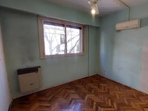 VENTA 4 AMBIENTES BALCON AL FRENTE APTO PERMUTA