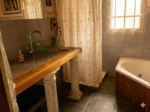 Casa 4 ambientes con 2 baños