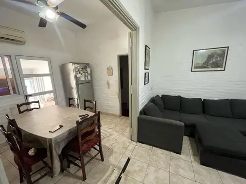 VENTA CASA 4 DORMITORIOS, AV AZOPARDO 14 Apta cred