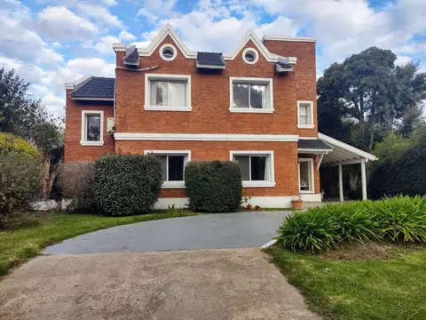 Casa en Venta de 4 dormitorios