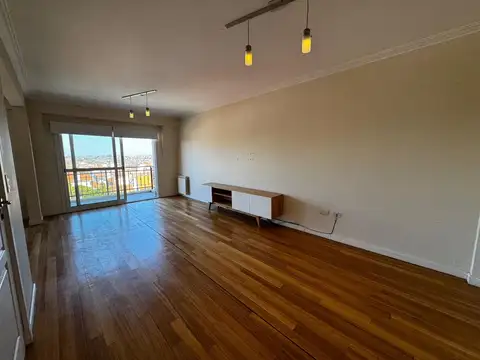 Departamento 4 ambientes con 3 baños