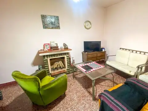 Depto Tipo Casa en Venta de 2 ambientes