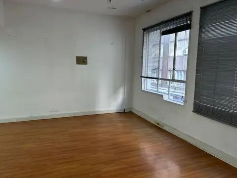 Oficina en Alquiler en Microcentro, $ 450.000