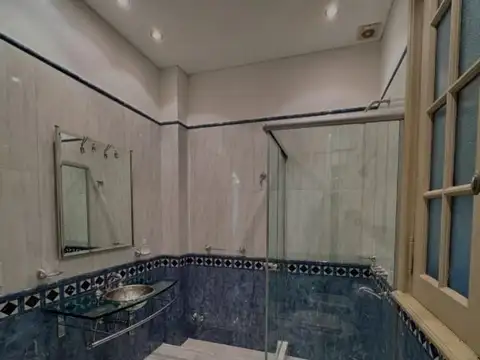Departamento 6 ambientes con 2 baños