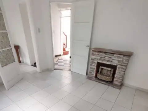 Depto Tipo Casa en Alquiler 55 años
